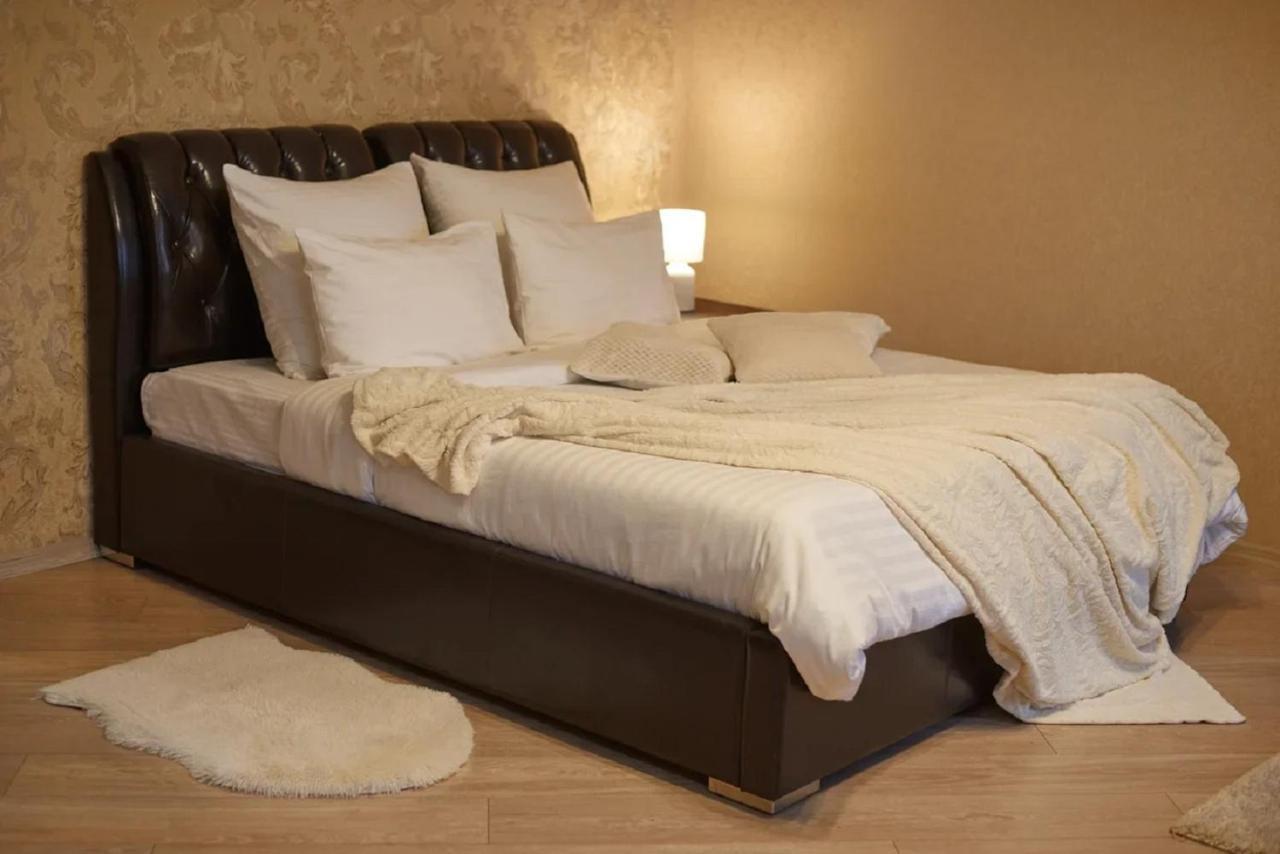 Paulmarie Apartments On Prs. Lenina, 51 Гомел Екстериор снимка
