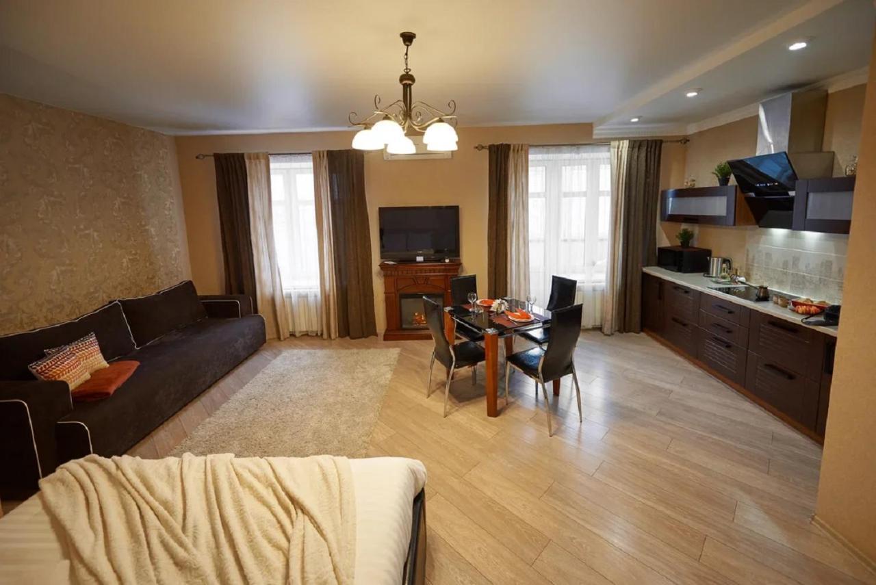 Paulmarie Apartments On Prs. Lenina, 51 Гомел Екстериор снимка